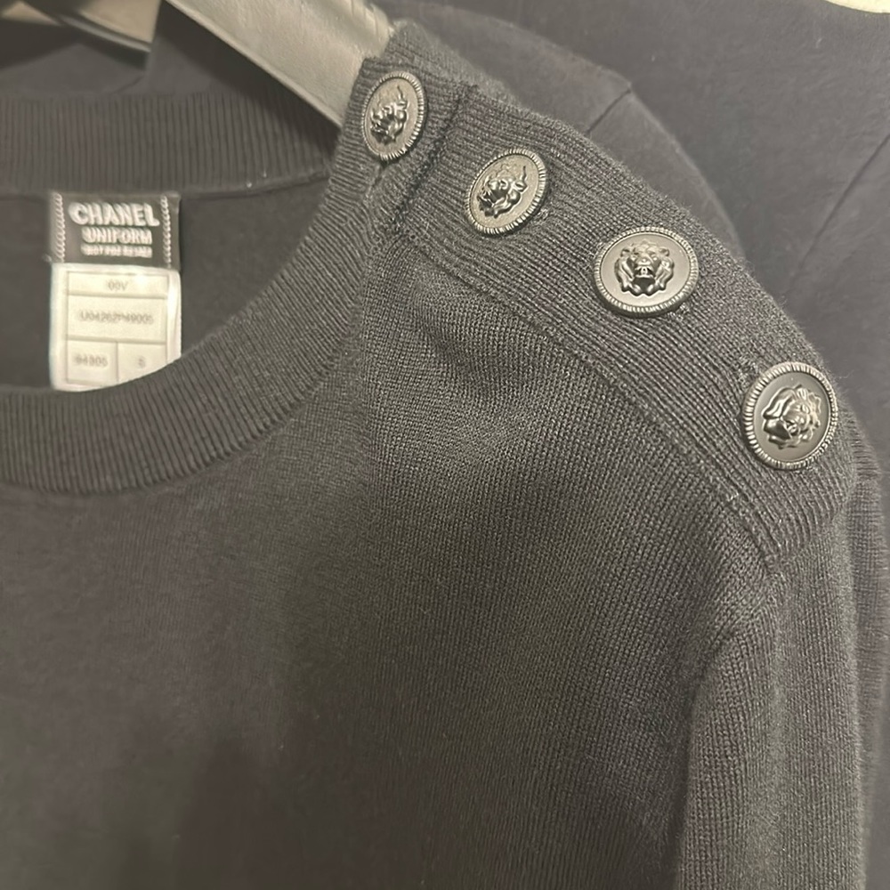 COPY - Chanel Crewneck (with button shoulder) Sweater
